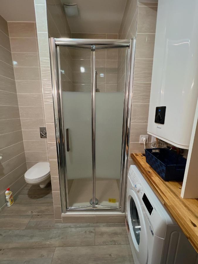 Accueillant T2 Renove Clim Centre Ville Terrasse 브리브라가야르드 외부 사진